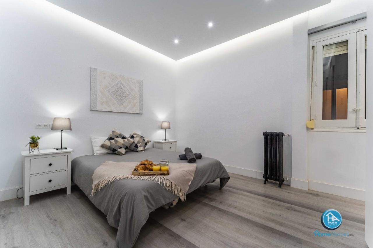 Modern Boutique Stay In The Heart Of Madrid Exterior photo